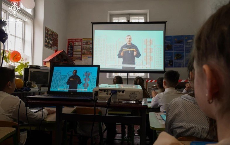 Будуючи ідеальний клас: Ключові складові успіху для навчального середовища  